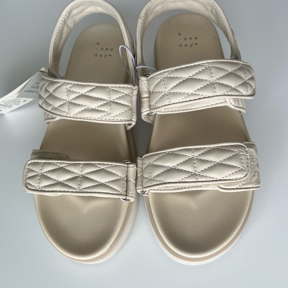 A New Day (Target) Quilted Footbed Dad Sandals-Sz 6.5-Off White-BNWT!
